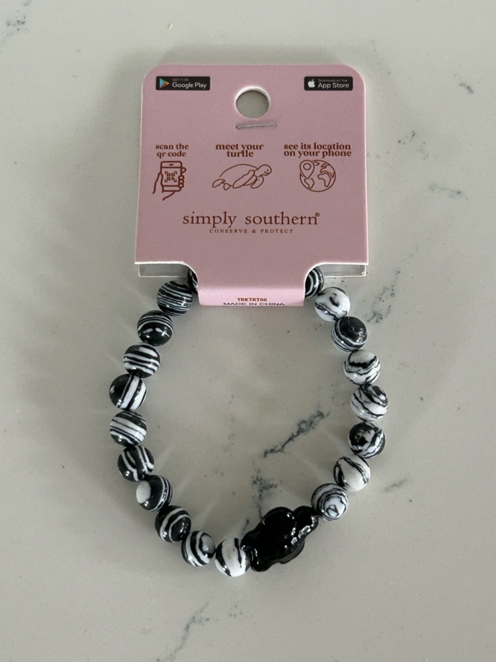NWT Simply Southern Black & White Beaded Turtle Tracker Bracelet